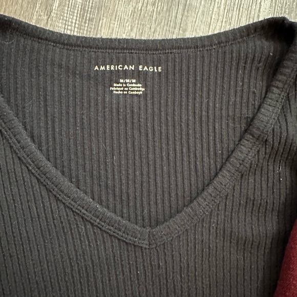 Bundle of American Eagle tops medium - Picture 6 of 9